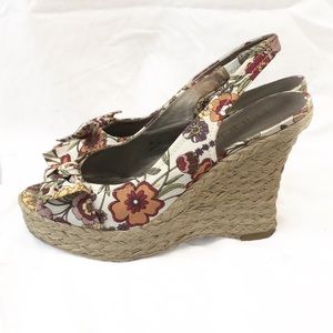moda spana betsey wedge sandal